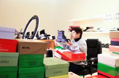 汉口北鞋业风尚秀直播基地启动运营 鞋帽商户加速步入数字营销快车道